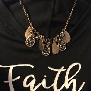 “druzy” Mid chest necklace